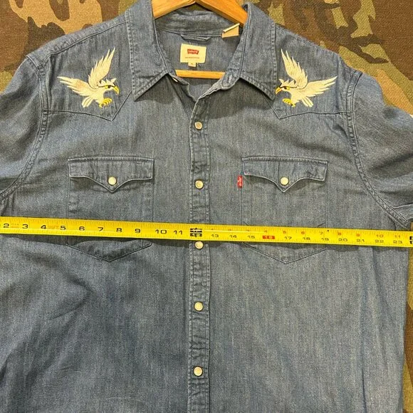Levi's denim Barstow shirt with embroidery - Picture 8 of 8
